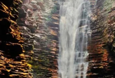 guia-chapada-diamantina-Cachoeira-Buracao-Ibicoara-Marcio-Papi-768x514