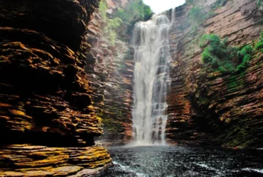 guia-chapada-diamantina-Cachoeira-Buracao-Ibicoara-Marcio-Papi-768x514