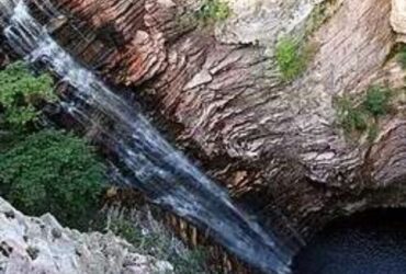 cachoeira-do-buracao-alpina-mucuge